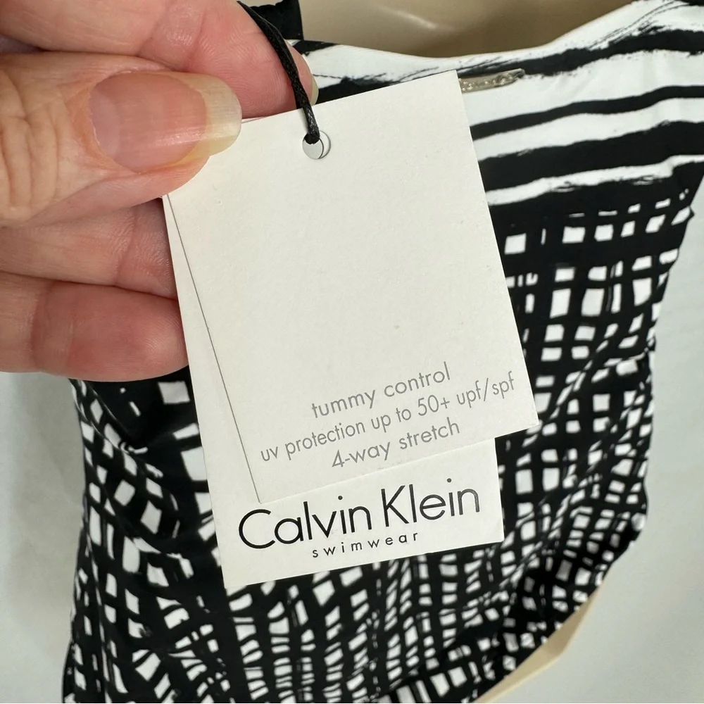 Calvin Klein Abstract Stripe & Block Black White Swimsuit One Piece size 12